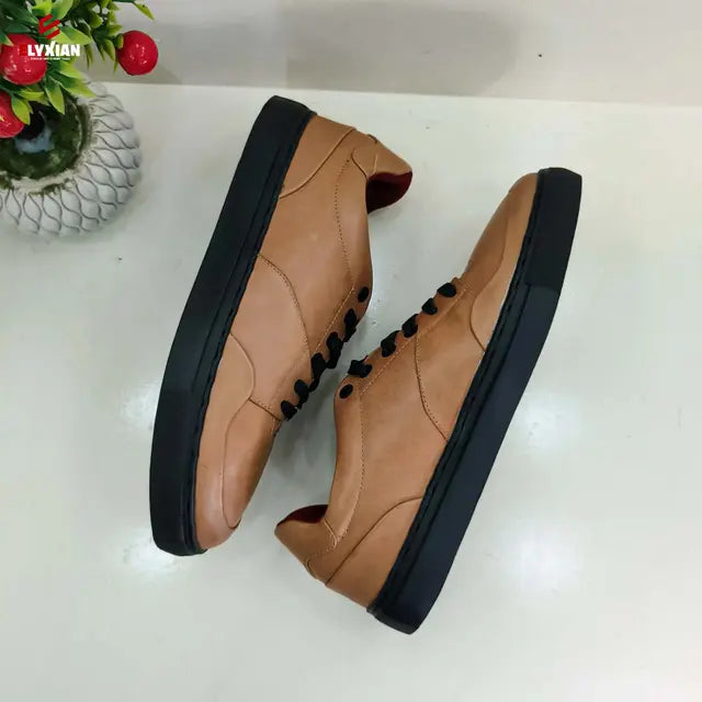 Hugo Boss Classic (Brown)