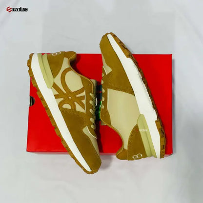 United color of Benetton - Brown