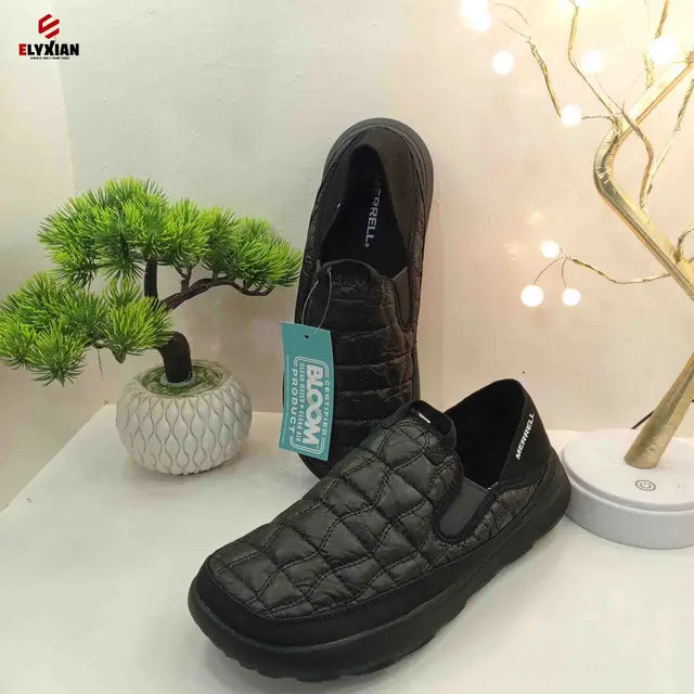 Merrell Hut Moc Black Leather