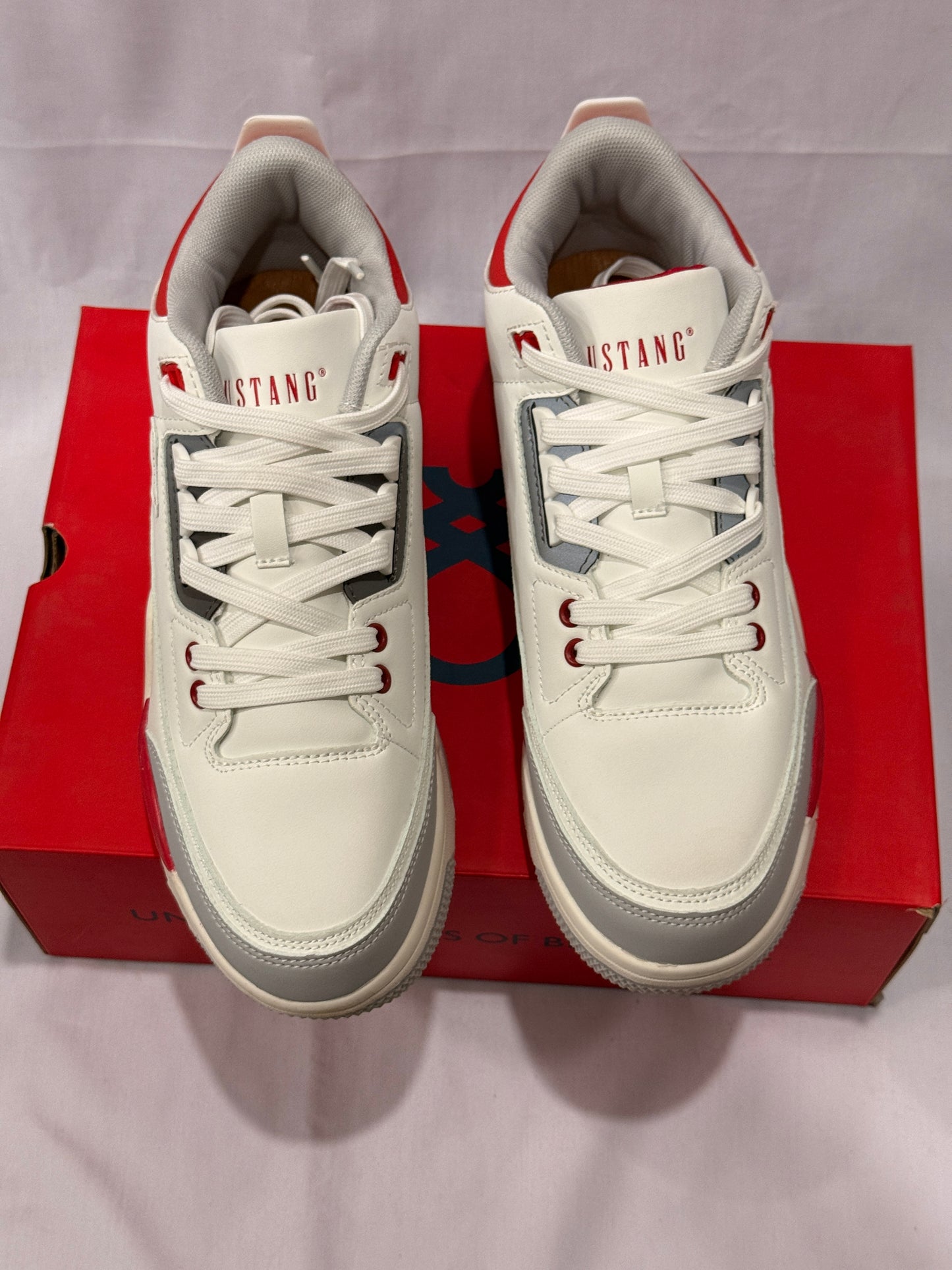 Mustang AirFlex Street Pro – Crimson Frost Edition