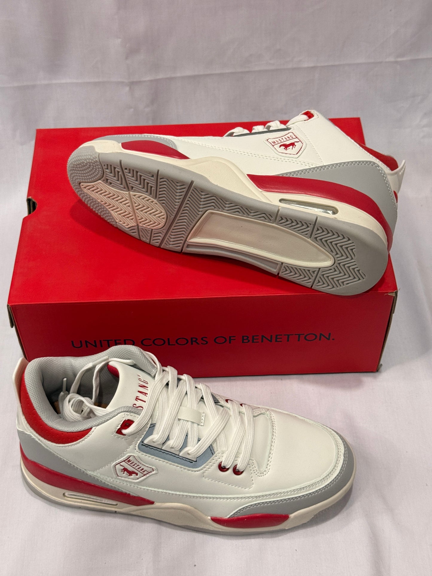 Mustang AirFlex Street Pro – Crimson Frost Edition