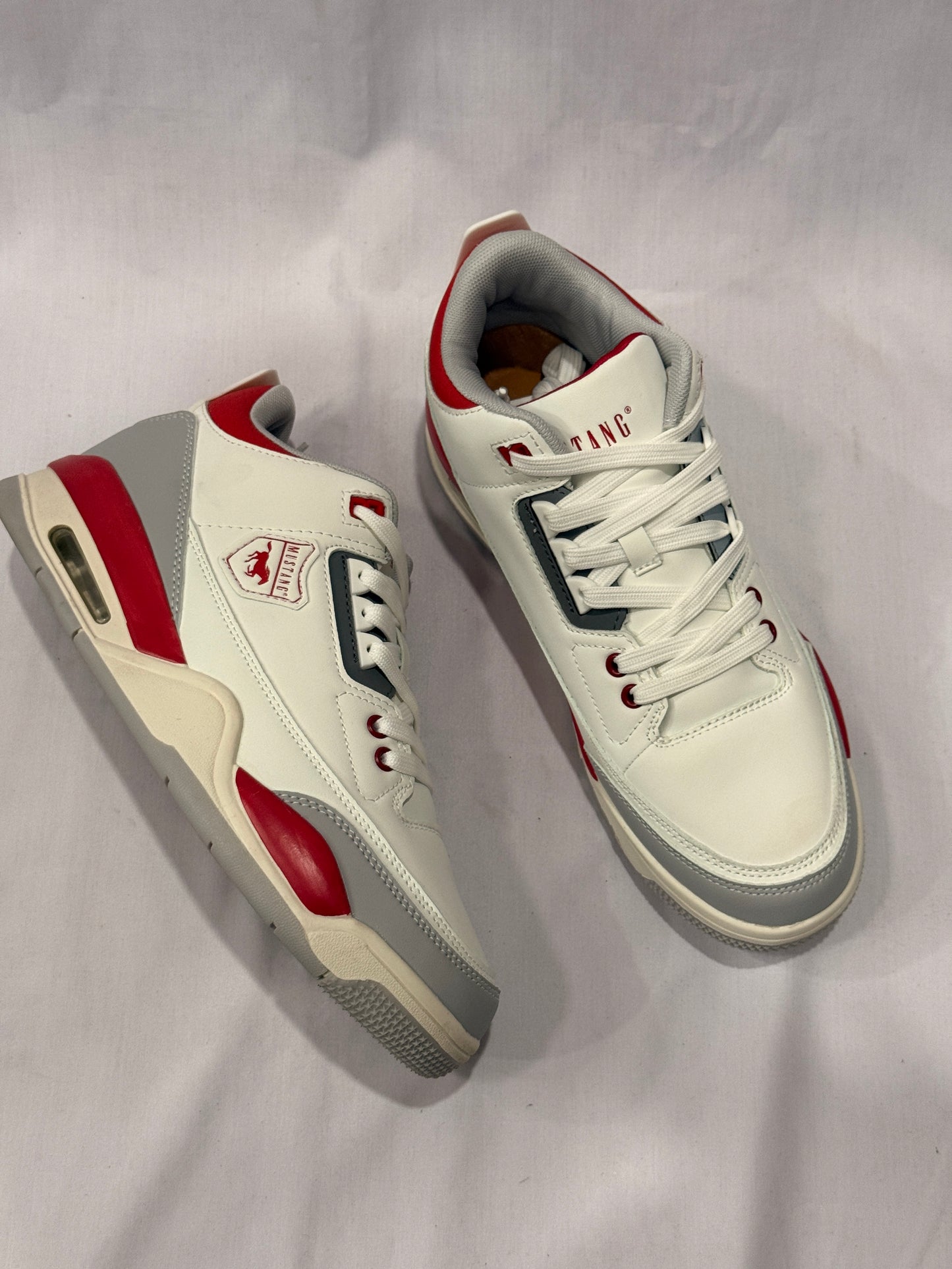 Mustang AirFlex Street Pro – Crimson Frost Edition