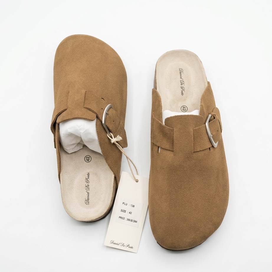UrbanBuck Comfort Clog – Desert Tan